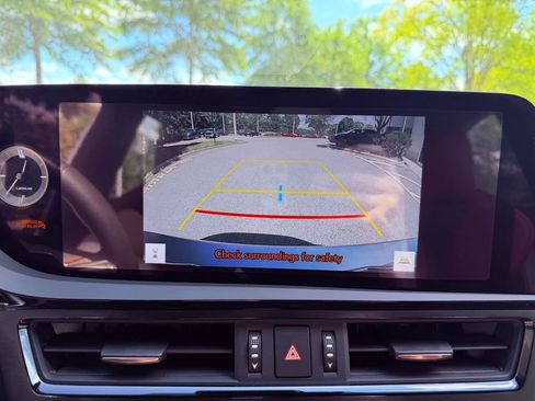 Certified 2023 Lexus ES 350 F Sport w/ Accessory Package (Z2) FWD image 23