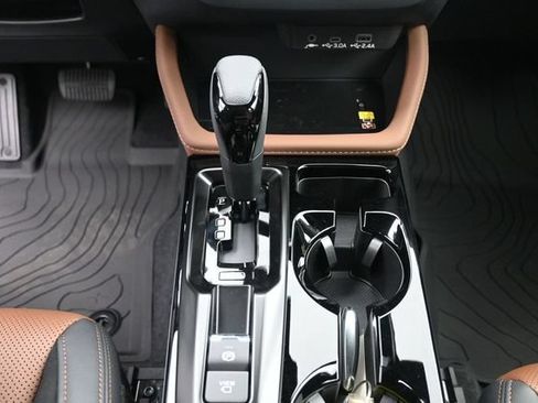 New 2026 Subaru Forester Touring AWD/4WD image 13