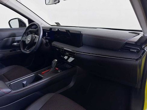 Certified 2025 Nissan Kicks SR AWD/4WD image 24