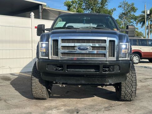 Used 2010 Ford F250 XLT image 5