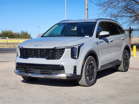 New 2026 Kia Sorento S image 2