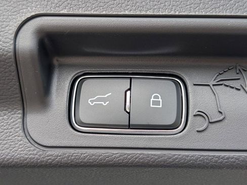 New 2026 Ford Explorer Active w/ Active Comfort Package image 21