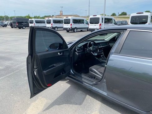 Used 2020 Kia Optima S FWD image 10