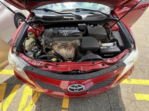 Used 2010 Toyota Camry SE image 22