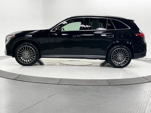 Used 2025 Mercedes-Benz GLC 350e 4MATIC w/ AMG Line image 4