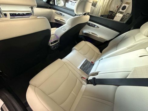 New 2024 Genesis Electrified GV70 Advanced image 30