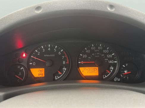 Used 2018 Nissan Frontier SV AWD/4WD image 20