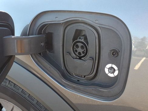 Used 2023 Ford Mustang Mach-E Select image 20