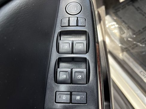 Used 2018 GMC Yukon SLT AWD/4WD image 17