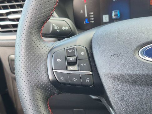 Used 2023 Ford Escape ST-Line w/ Tech Pack #1 AWD/4WD image 28