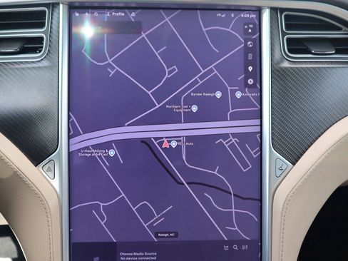 Used 2016 Tesla Model X Performance image 23