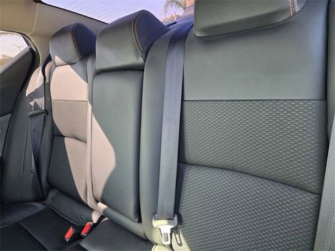 Used 2022 Nissan Altima 2.5 SR image 12