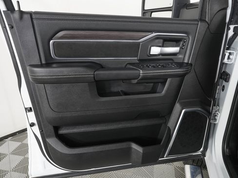 Used 2025 RAM 3500 Laramie w/ Sport Appearance Package image 14