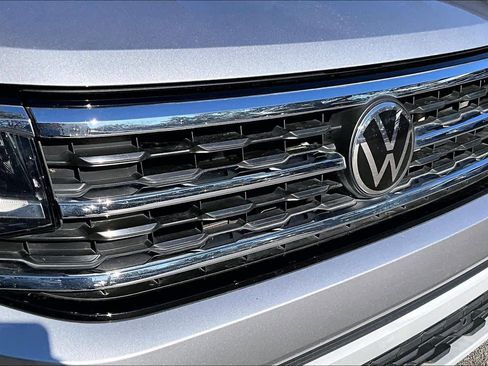Certified 2023 Volkswagen Atlas SE image 31
