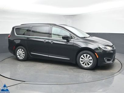 Used 2017 Chrysler Pacifica Touring-L