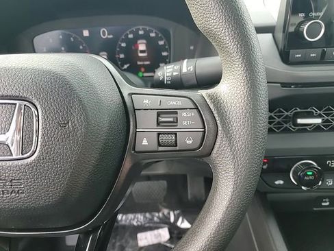 New 2025 Honda Accord SE image 17