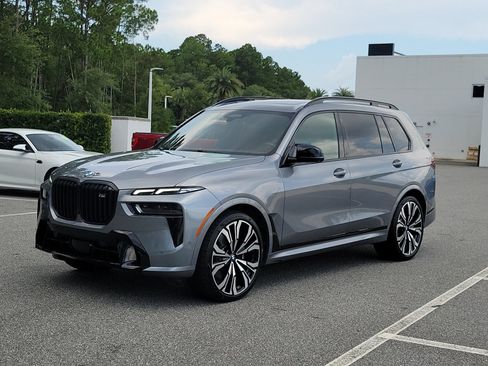 Used 2024 BMW X7 M60i w/ Executive Package AWD/4WD image 2