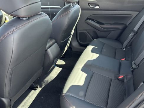 New 2025 Nissan Altima 2.5 SR image 18