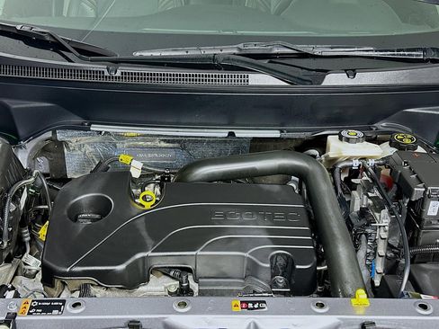 Used 2023 GMC Terrain AT4 image 42