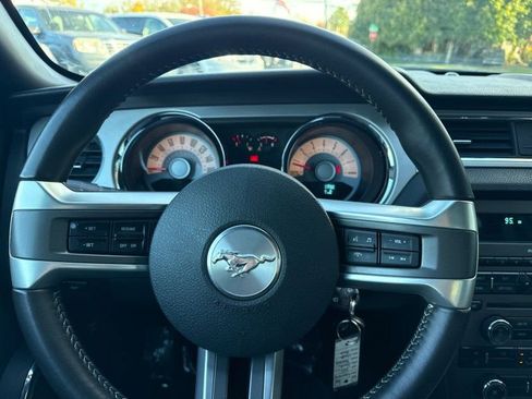 Used 2011 Ford Mustang GT Premium w/ Brembo Brake Pkg image 19