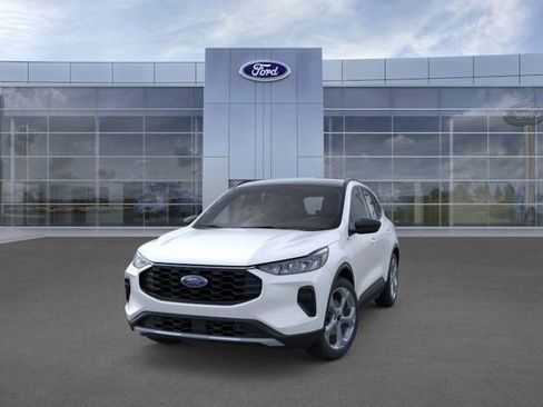 New 2025 Ford Escape ST-Line w/ Cold Weather Package AWD/4WD image 2