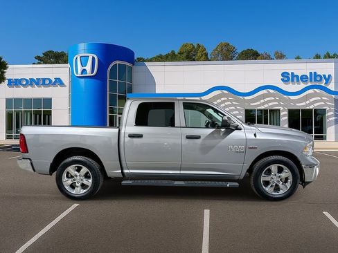 Used 2021 RAM 1500 Tradesman w/ Tradesman SXT Package image 9