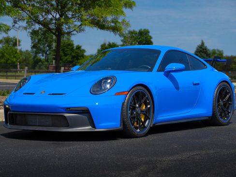 Used 2022 Porsche 911 GT3 RWD image 3