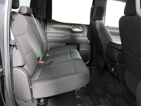 Used 2025 Chevrolet Silverado 1500 LT RWD image 35