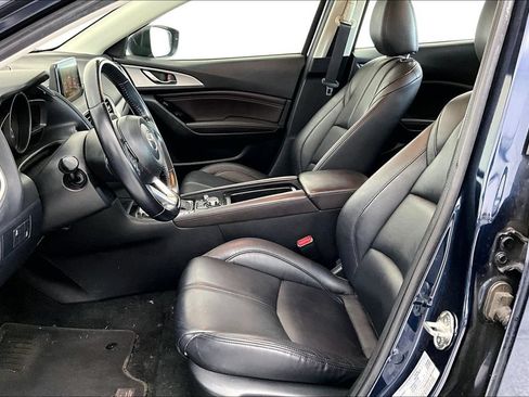 Used 2017 MAZDA MAZDA3 Touring FWD image 21