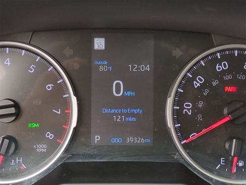 Used 2022 Toyota RAV4 XLE w/ Convenience Package image 17