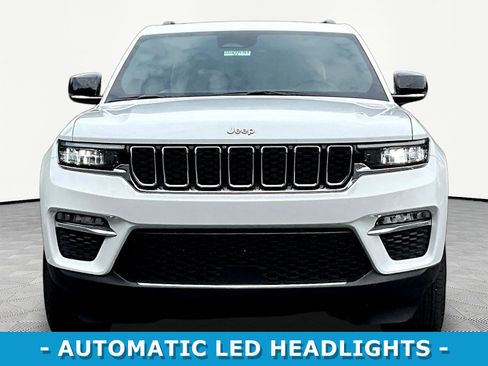 Used 2025 Jeep Grand Cherokee Limited AWD/4WD image 2