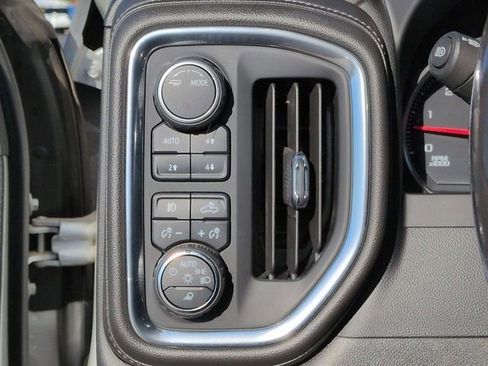 Used 2022 Chevrolet Silverado 2500 LTZ w/ LTZ Convenience Package image 16