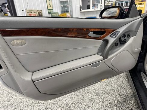 Used 2003 Mercedes-Benz SL 500 image 28
