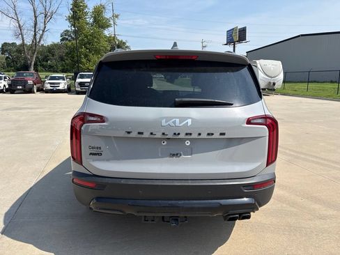 Used 2022 Kia Telluride EX w/ EX Premium Package AWD/4WD image 6