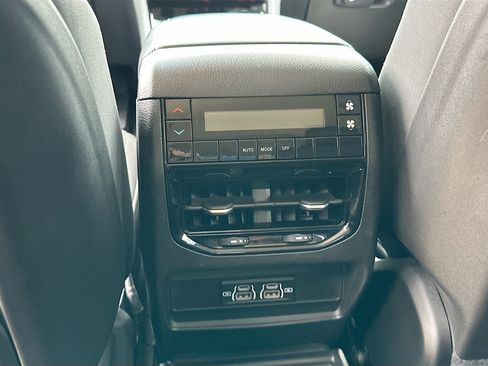 Used 2023 Jeep Grand Cherokee L Laredo RWD image 22