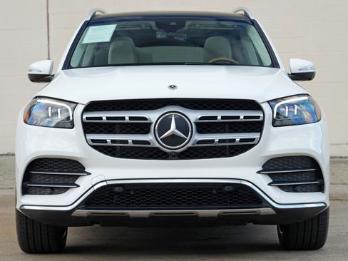 Used 2023 Mercedes-Benz GLS 450 4MATIC image 7