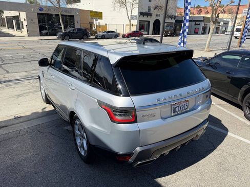 Used 2018 Land Rover Range Rover Sport HSE AWD/4WD image 16