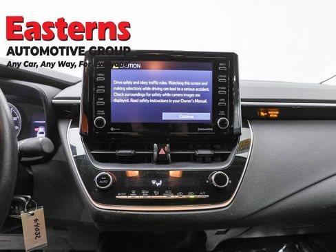 Used 2021 Toyota Corolla LE w/ Protection Package (TMS) image 12