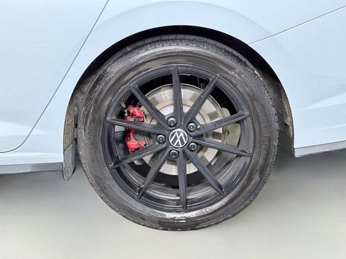Used 2025 Volkswagen Jetta GLI Autobahn FWD image 10