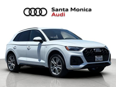 Used 2025 Audi Q5 2.0T Premium w/ Convenience Plus Package AWD/4WD image 9