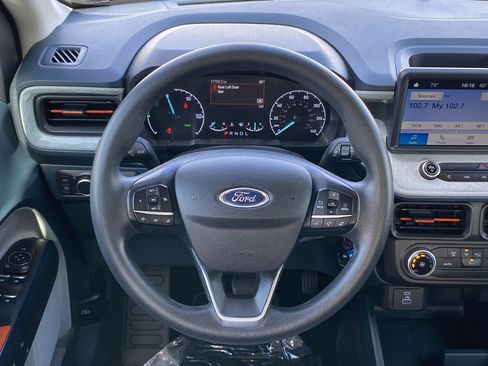 Used 2022 Ford Maverick XLT image 10