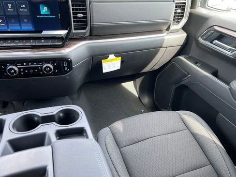 New 2026 Chevrolet Silverado 1500 LT AWD/4WD image 32