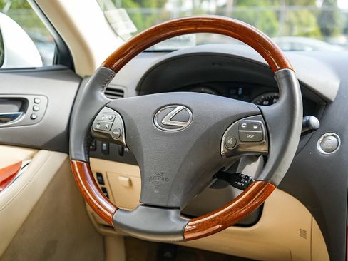 Used 2011 Lexus ES 350 image 14