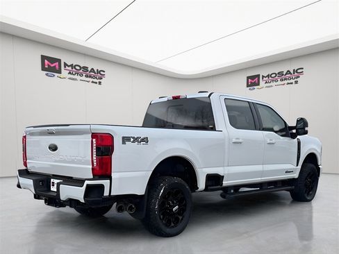Used 2026 Ford F350 Lariat w/ Black Appearance Package image 7