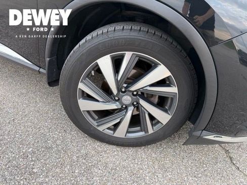 Used 2015 Nissan Murano Platinum w/ Platinum Technology Package AWD/4WD image 16