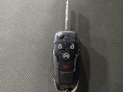 Used 2015 Ford F150 XLT w/ Equipment Group 302A Luxury image 32