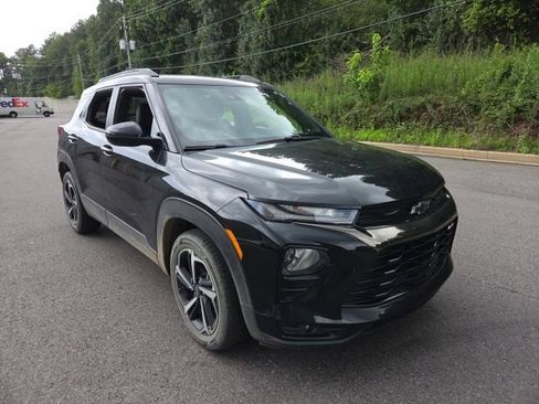 Used 2022 Chevrolet TrailBlazer RS FWD image 1