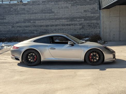 Certified 2018 Porsche 911 Carrera GTS image 8