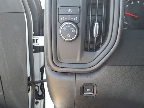 Used 2022 Chevrolet Silverado 1500 W/T w/ WT Fleet Convenience Package image 21