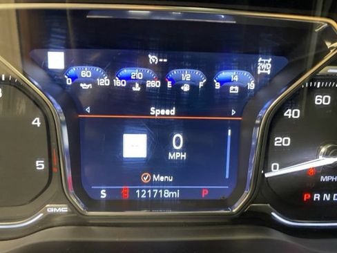 Used 2021 GMC Sierra 2500 AT4 w/ AT4 Premium Plus Package AWD/4WD image 24